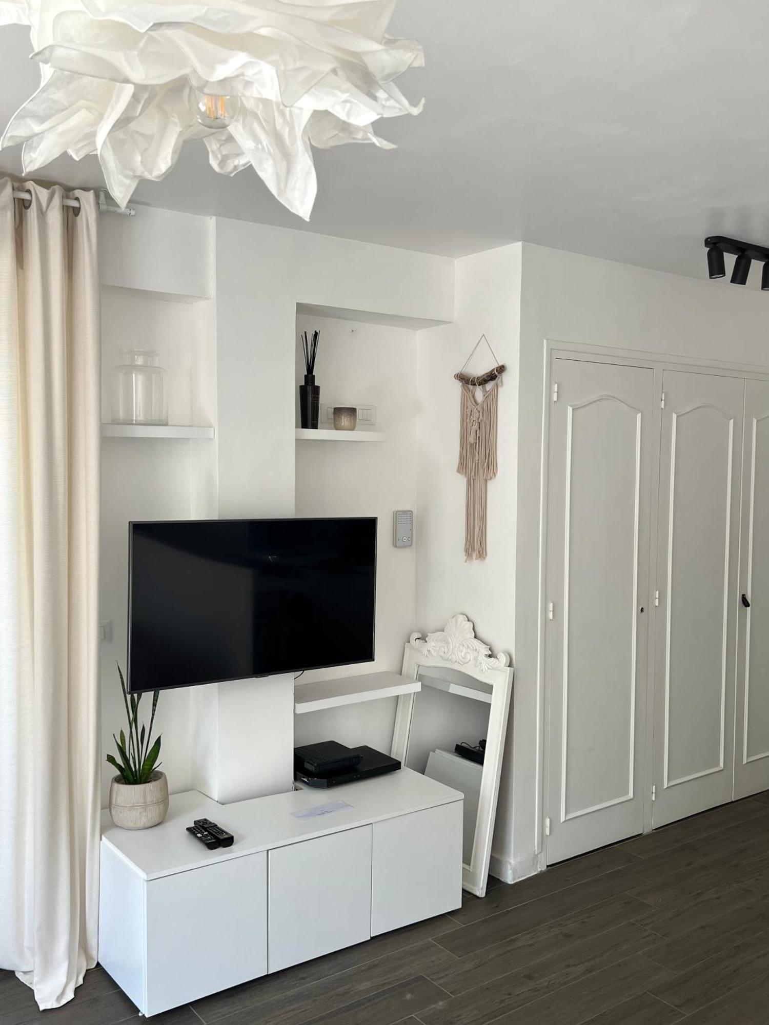 Cosy Studio With Garden And Free Parking - La Turbie Kültér fotó